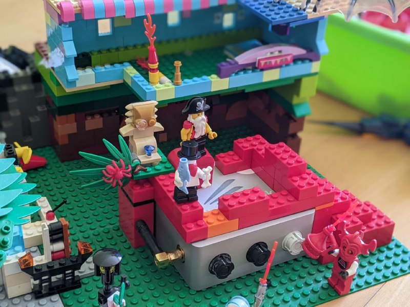 Merlin eingebaut in Lego