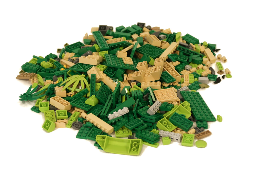 LEGO-Steine auf einem Haufen. Immer mehr Daten – ist das wirklich smart? (credit: eguana/Eder) 
